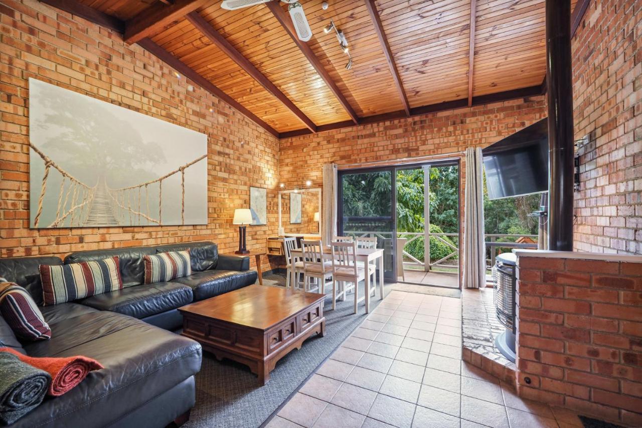 Forest Lodge Resort Pemberton Esterno foto