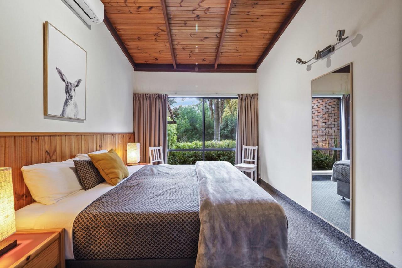 Forest Lodge Resort Pemberton Esterno foto